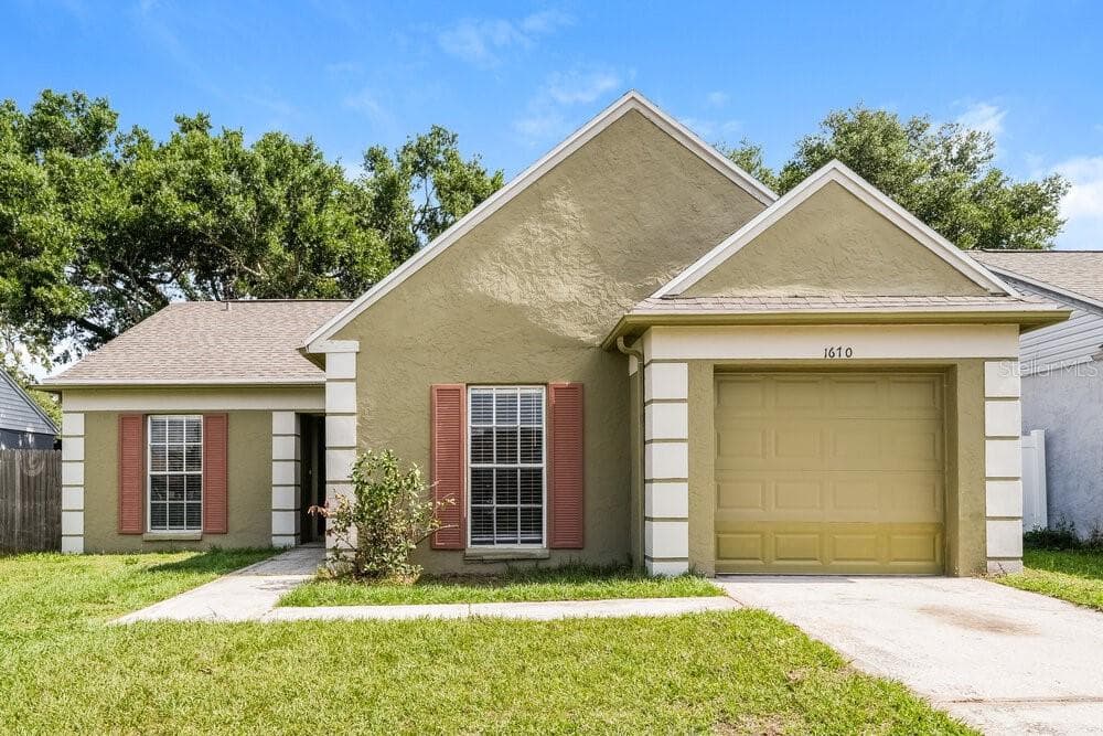 1670 PALM LEAF DRIVE BRANDON, FL 33510