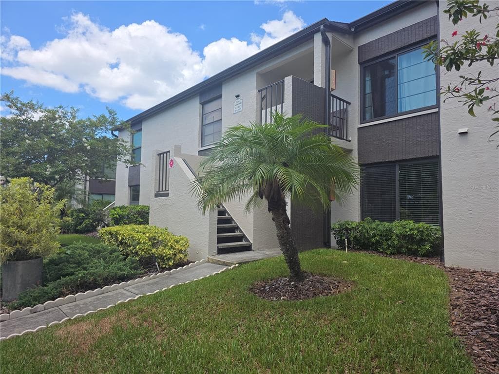 2599 COUNTRYSIDE BOULEVARD UNIT 117 CLEARWATER, FL 33761