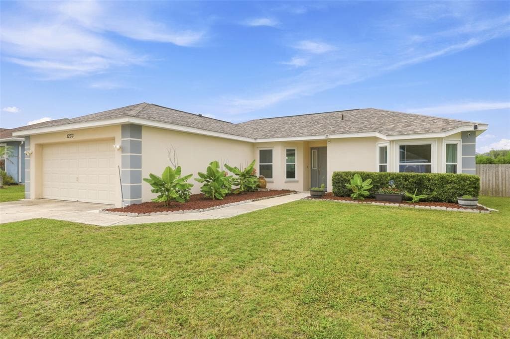 1233 MERRIMACK DRIVE DAVENPORT, FL 33837