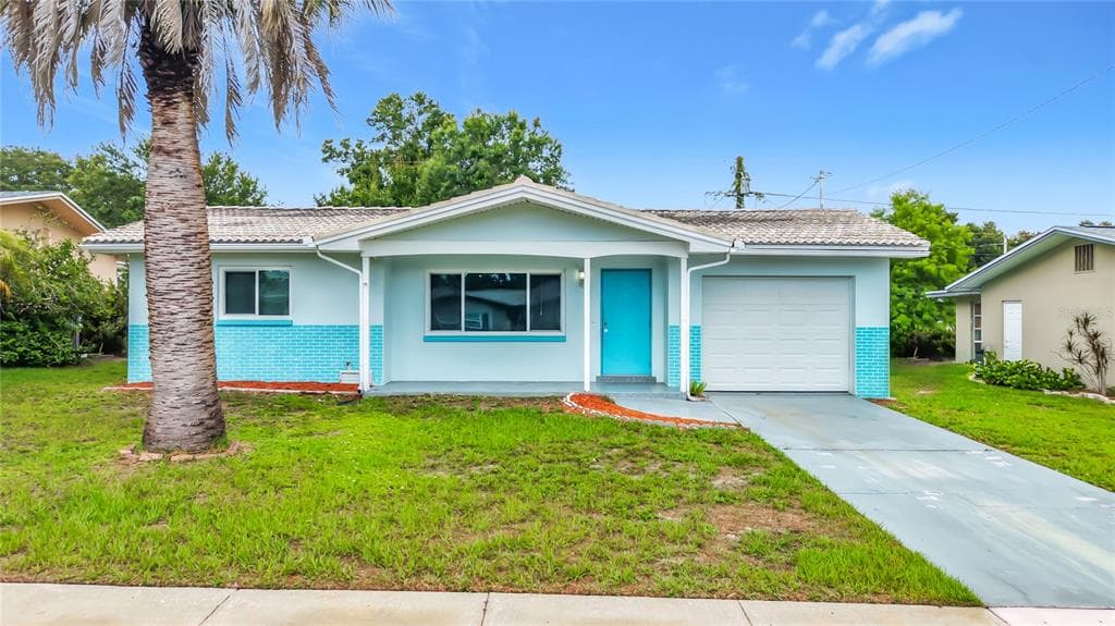 890 7TH AVENUE NE LARGO, FL 33770