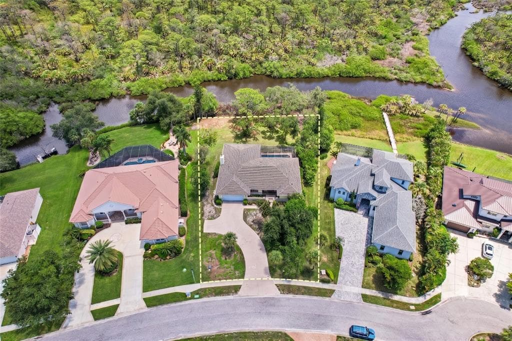 1305 SORRENTO WOODS BOULEVARD NOKOMIS, FL 34275