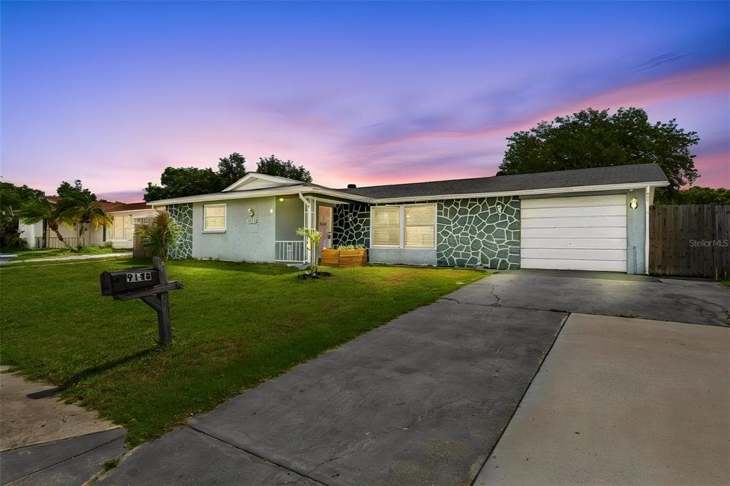 9140 COCHISE LANE PORT RICHEY, FL 34668