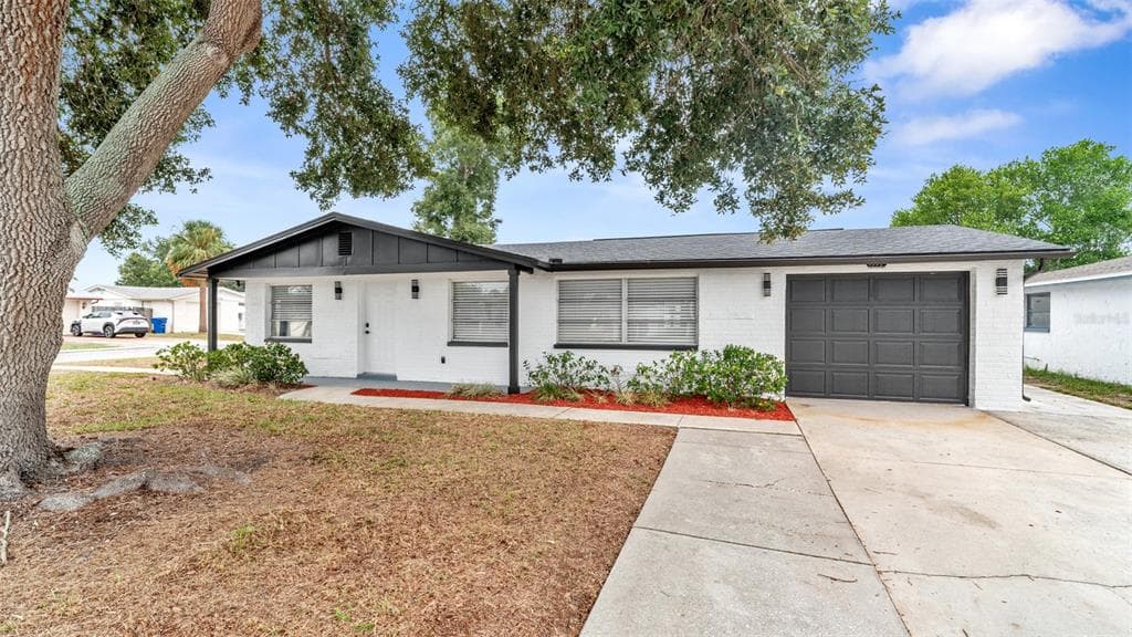 3325 DARLINGTON ROAD HOLIDAY, FL 34691