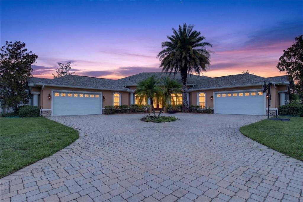 9427 EDDINGS ROAD ODESSA, FL 33556