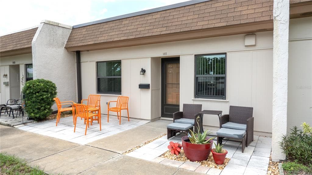 1418 ARROWHEAD CIRCLE W UNIT 20D CLEARWATER, FL 33759