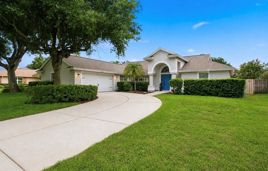 16607 LONGLEAT DRIVE LUTZ, FL 33549