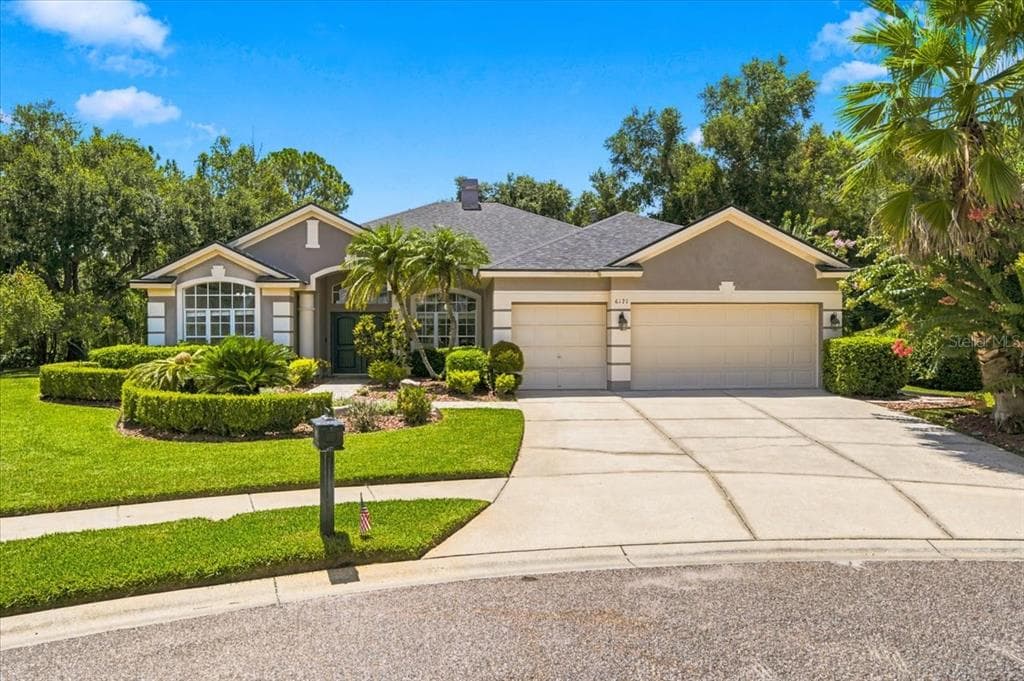 6121 CHENE COURT LUTZ, FL 33558