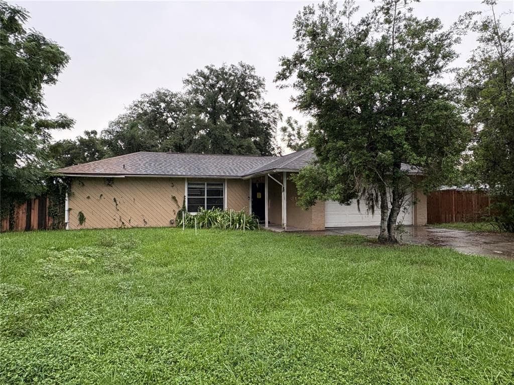 7121 N 50TH STREET TAMPA, FL 33617