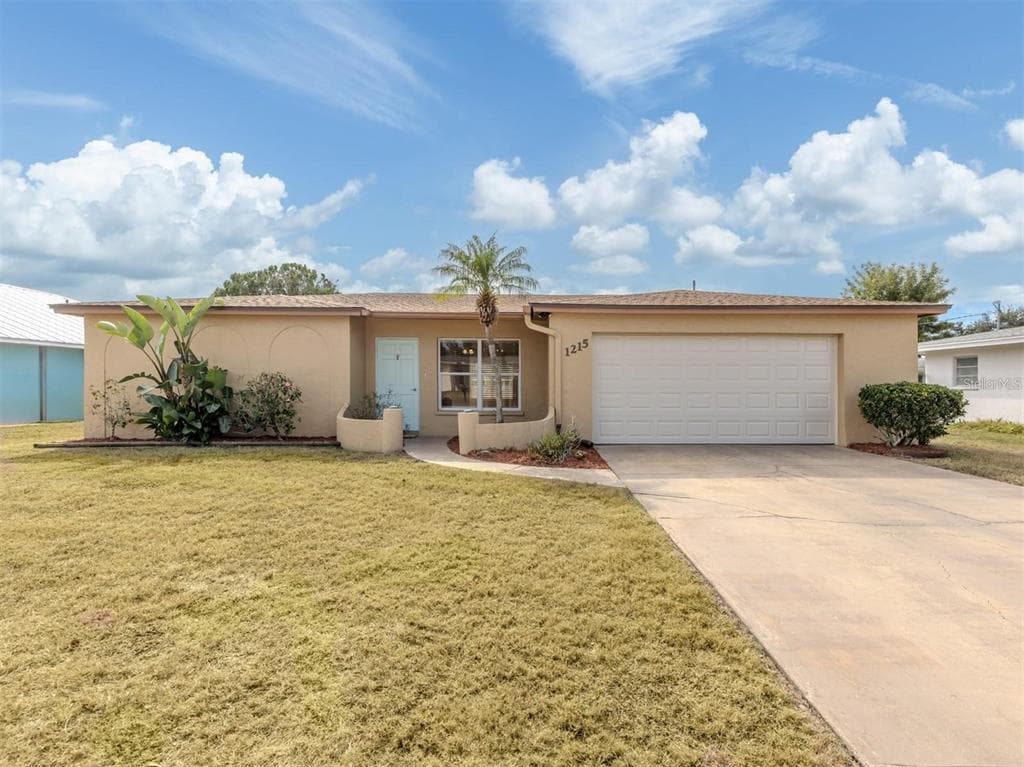 1215 MANGO AVENUE VENICE, FL 34285