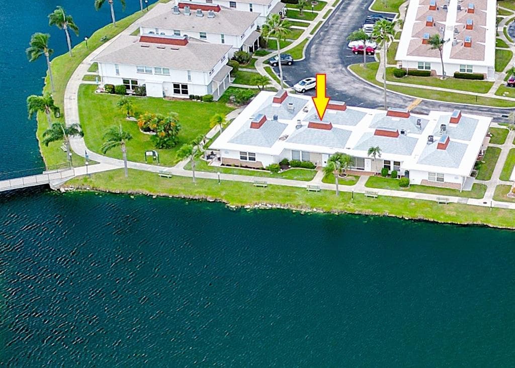 4354 TAHITIAN GARDENS CIRCLE UNIT F HOLIDAY, FL 34691