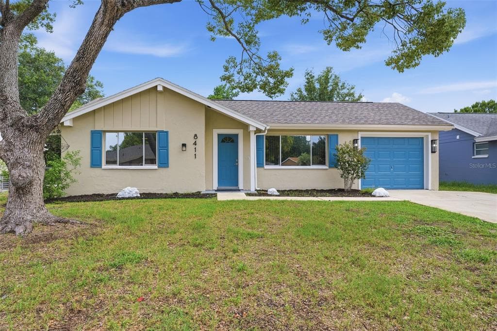 8411 LINCOLNSHIRE DRIVE HUDSON, FL 34667