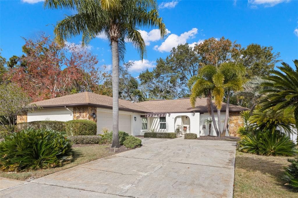 3420 HYDE PARK DRIVE