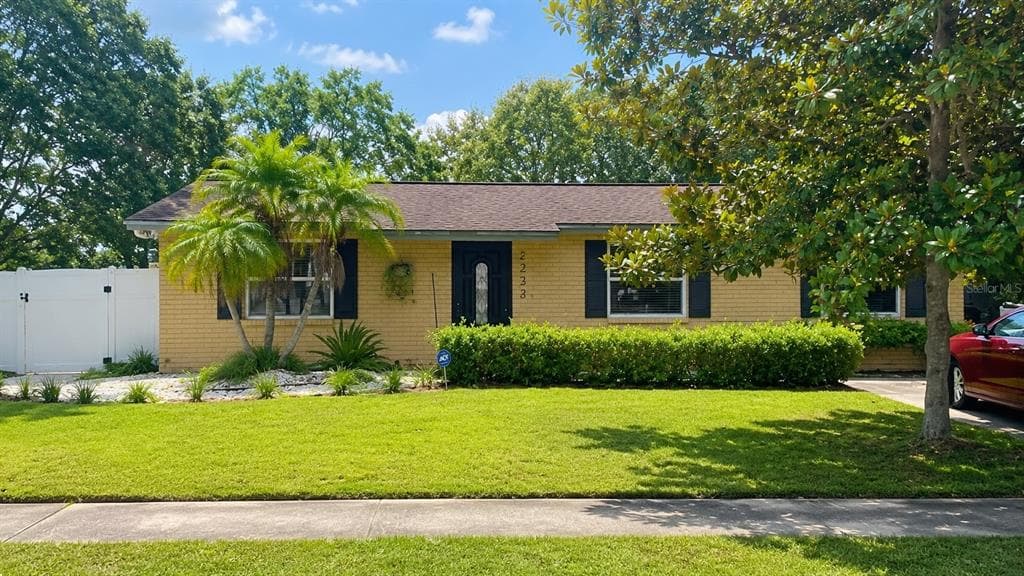 2232 SELKIRK STREET VALRICO, FL 33594