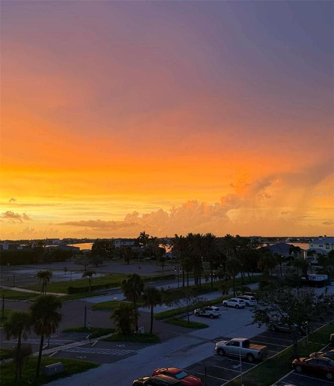450 TREASURE ISLAND CAUSEWAY UNIT 502 TREASURE ISLAND, FL 33706