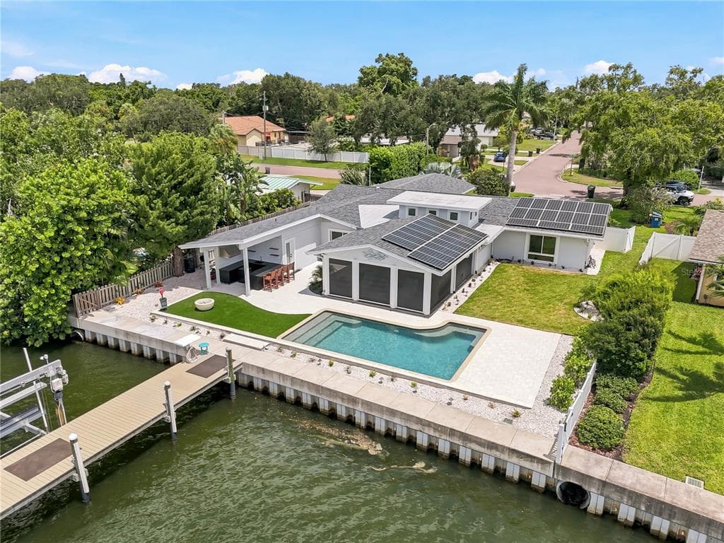 3896 42ND AVENUE S ST PETERSBURG, FL 33711
