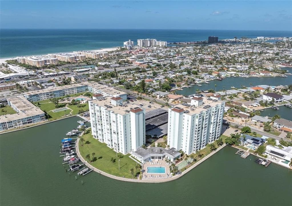 400 64TH AVENUE UNIT 405 ST PETE BEACH, FL 33706