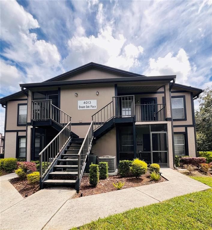 4013 DREAM OAK PLACE UNIT 201