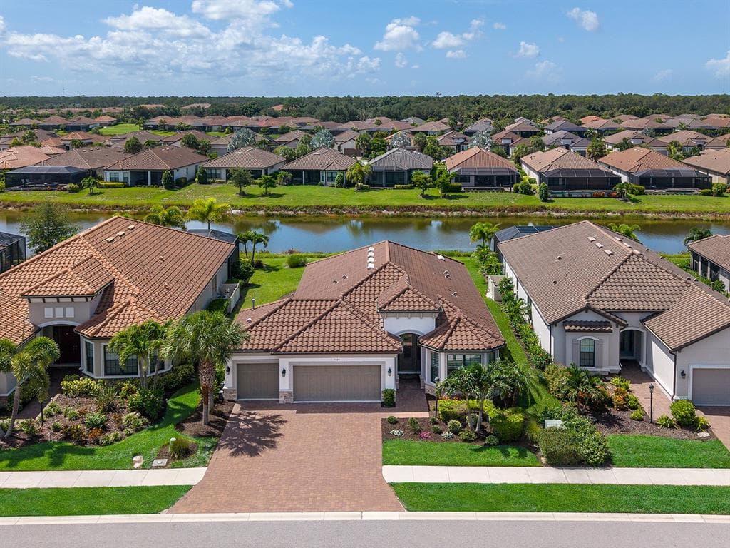 5365 SALCANO STREET SARASOTA, FL 34238