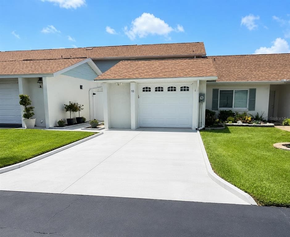 10 LONDON LANE ORMOND BEACH, FL 32176