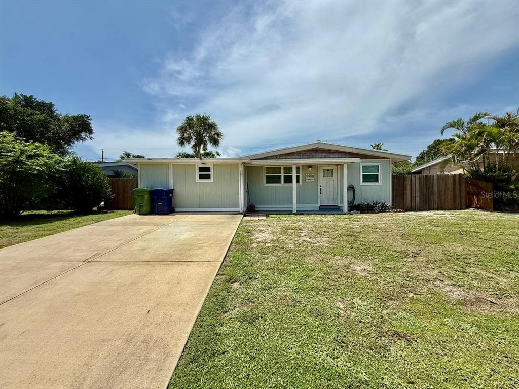 4406 W TRILBY AVENUE TAMPA, FL 33616