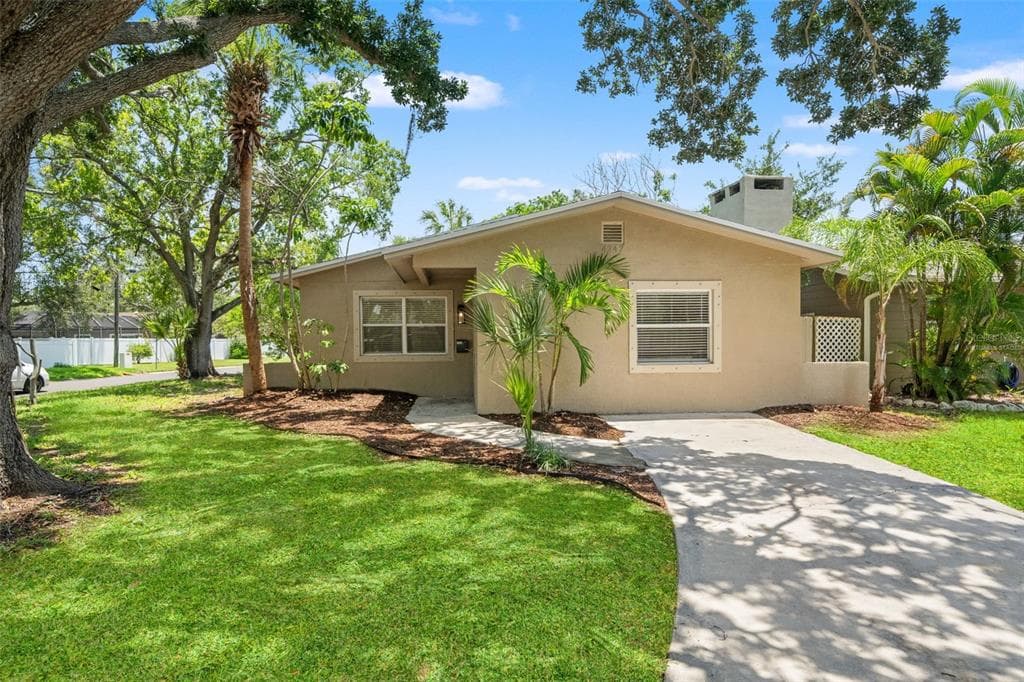 4247 HELENA STREET NE ST PETERSBURG, FL 33703