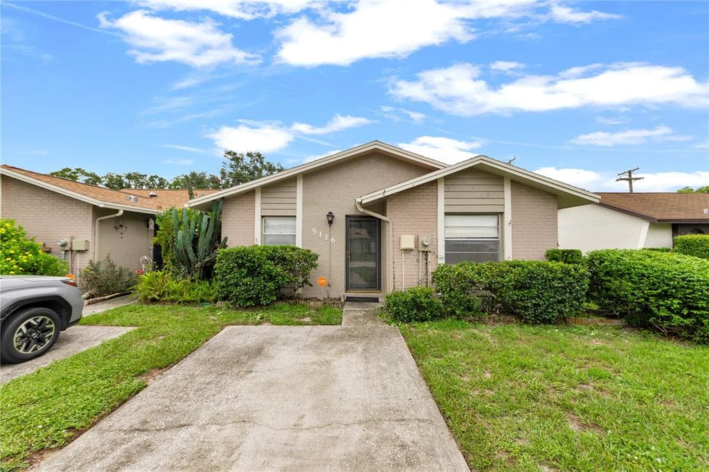 5116 LESHER COURT TAMPA, FL 33624