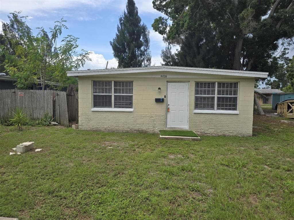 4426 13TH AVENUE S ST PETERSBURG, FL 33711