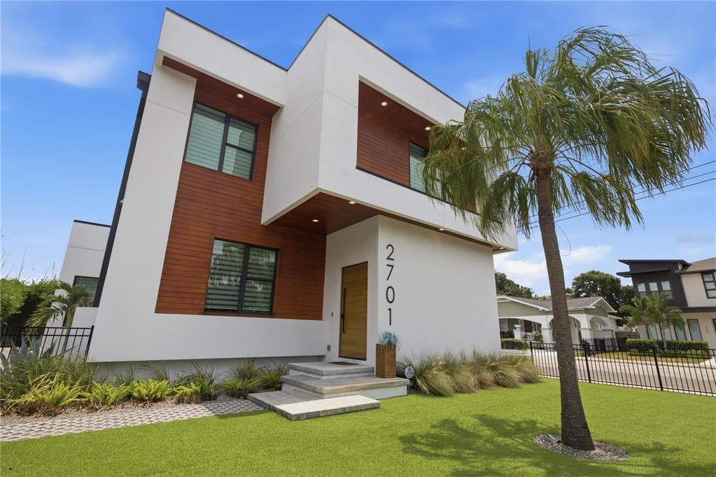 2701 N POPLAR AVENUE TAMPA, FL 33602