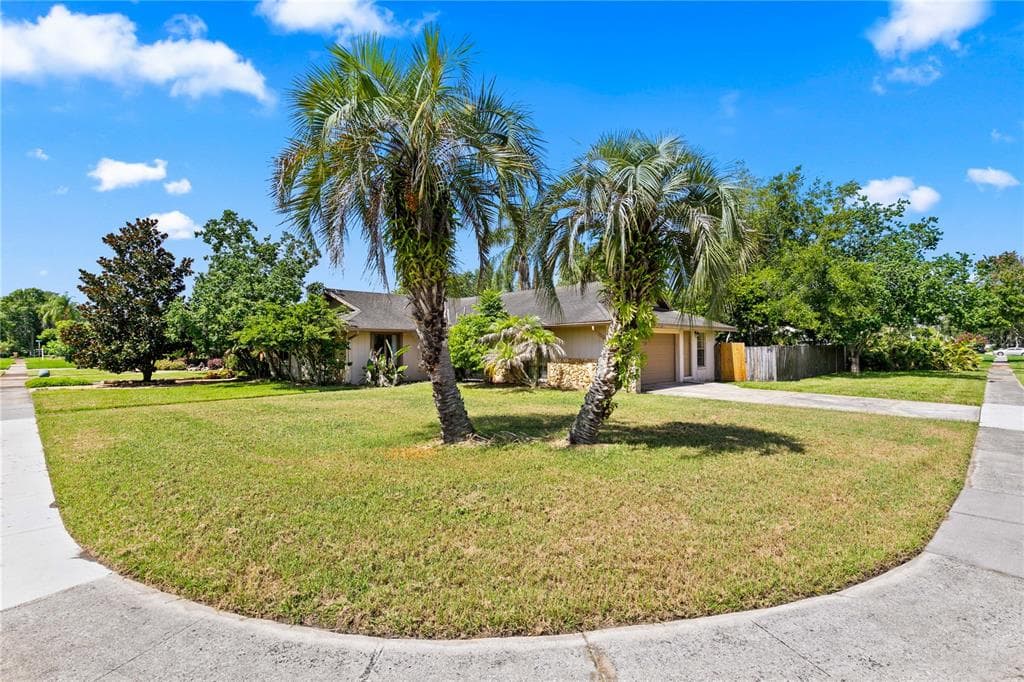 1504 PEREZ ORLANDO, FL 32825
