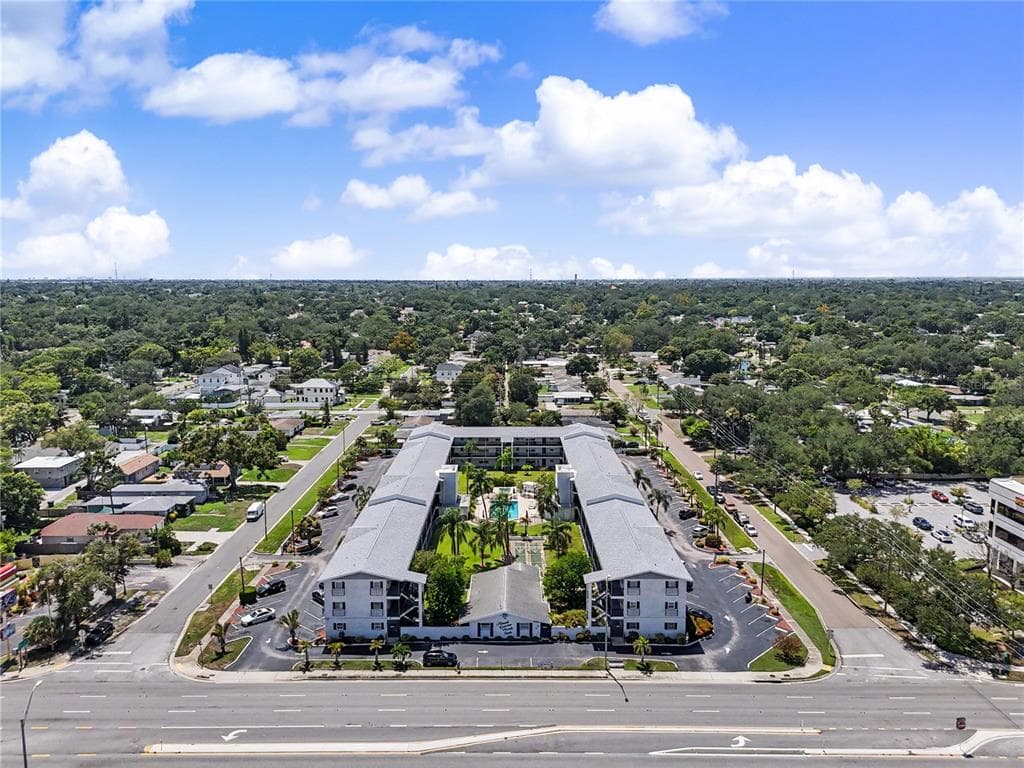 4050 4TH STREET N UNIT 112 ST PETERSBURG, FL 33703