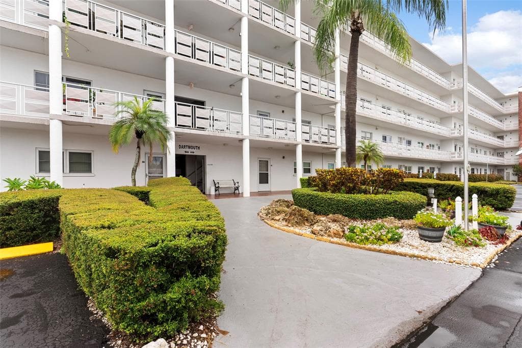 5501 80TH STREET N UNIT 408 ST PETERSBURG, FL 33709