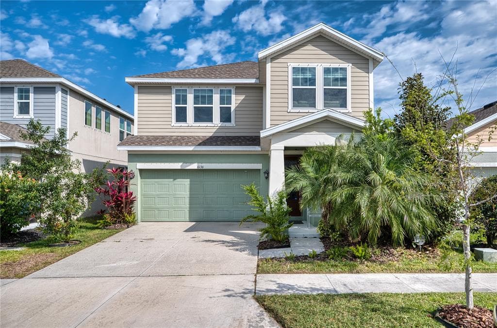 6136 VOYAGERS PLACE APOLLO BEACH, FL 33572