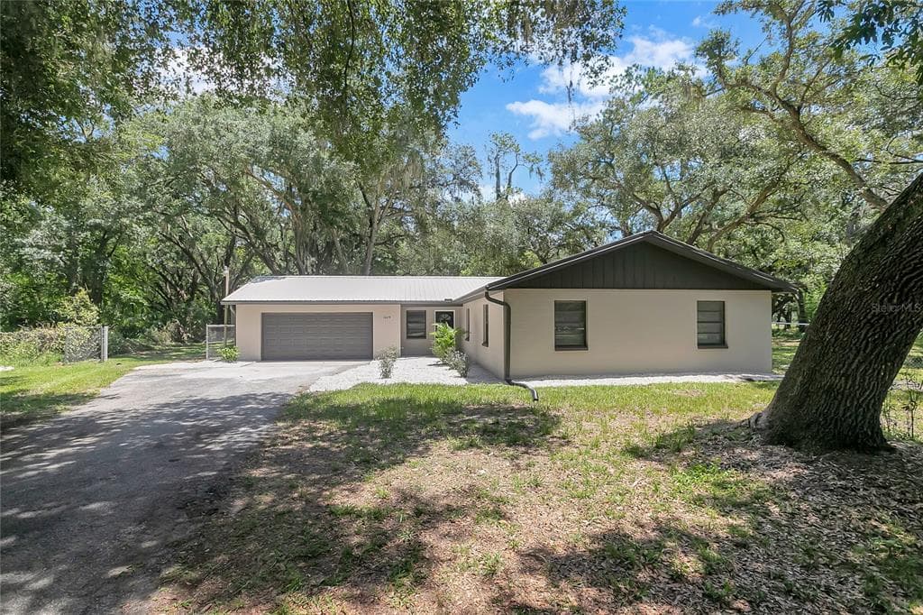 1609 ITCHEPACKESASSA DRIVE LAKELAND, FL 33810