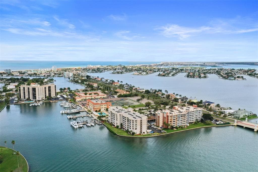 500 TREASURE ISLAND CAUSEWAY UNIT 610