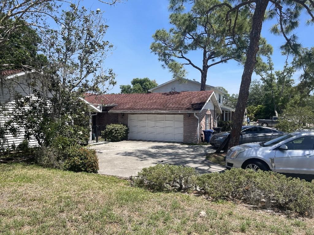 2705 WILKINSON ROAD SARASOTA, FL 34231