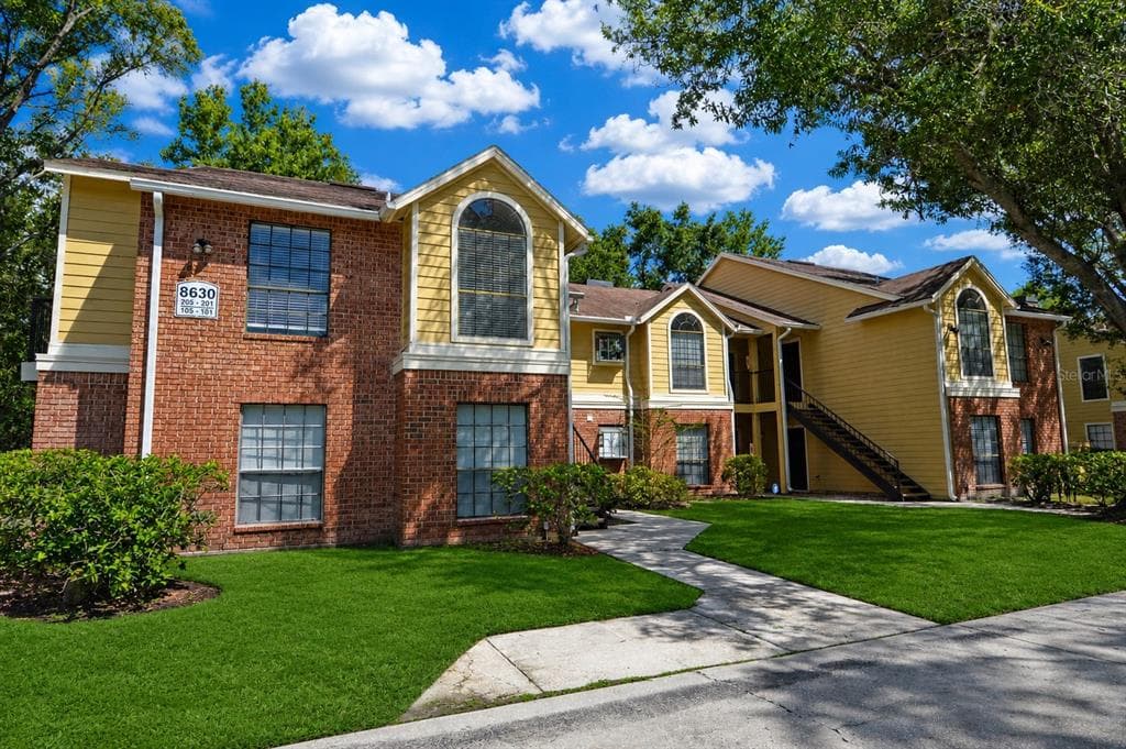 8630 MALLARD RESERVE DRIVE UNIT 205 TAMPA, FL 33614