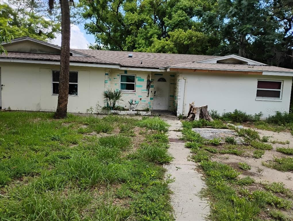 2157 RAILROAD AVENUE SAFETY HARBOR, FL 34695