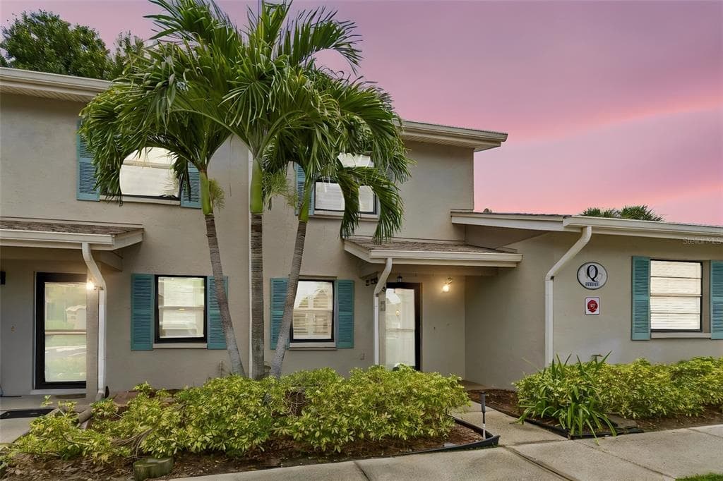 2131 RIDGE ROAD S UNIT 99 LARGO, FL 33778