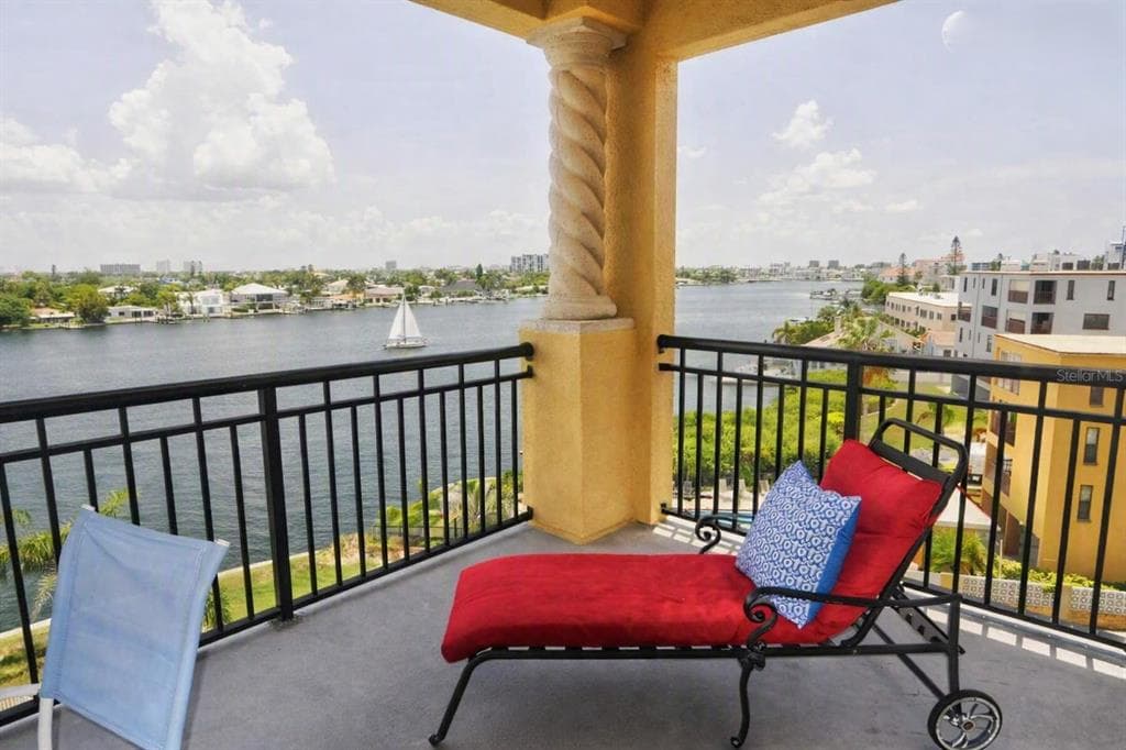 10315 GULF BOULEVARD UNIT 409
