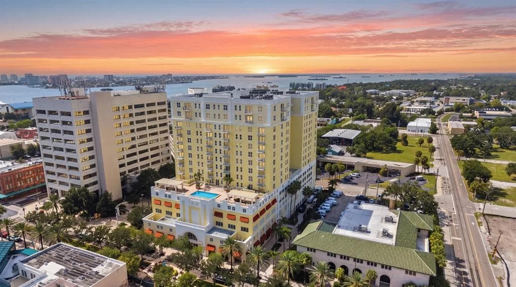 628 CLEVELAND STREET UNIT 1507