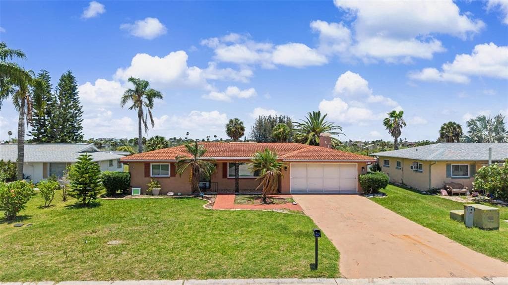 3837 TOPSAIL TRAIL NEW PORT RICHEY, FL 34652