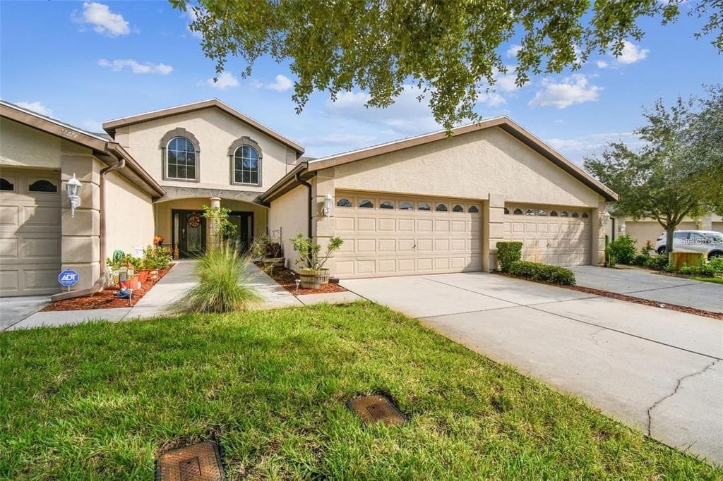 11232 PORT DOUGLAS DRIVE NEW PORT RICHEY, FL 34654