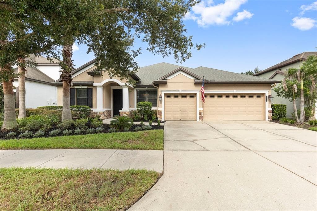 7957 HAMPTON LAKE DRIVE TAMPA, FL 33647