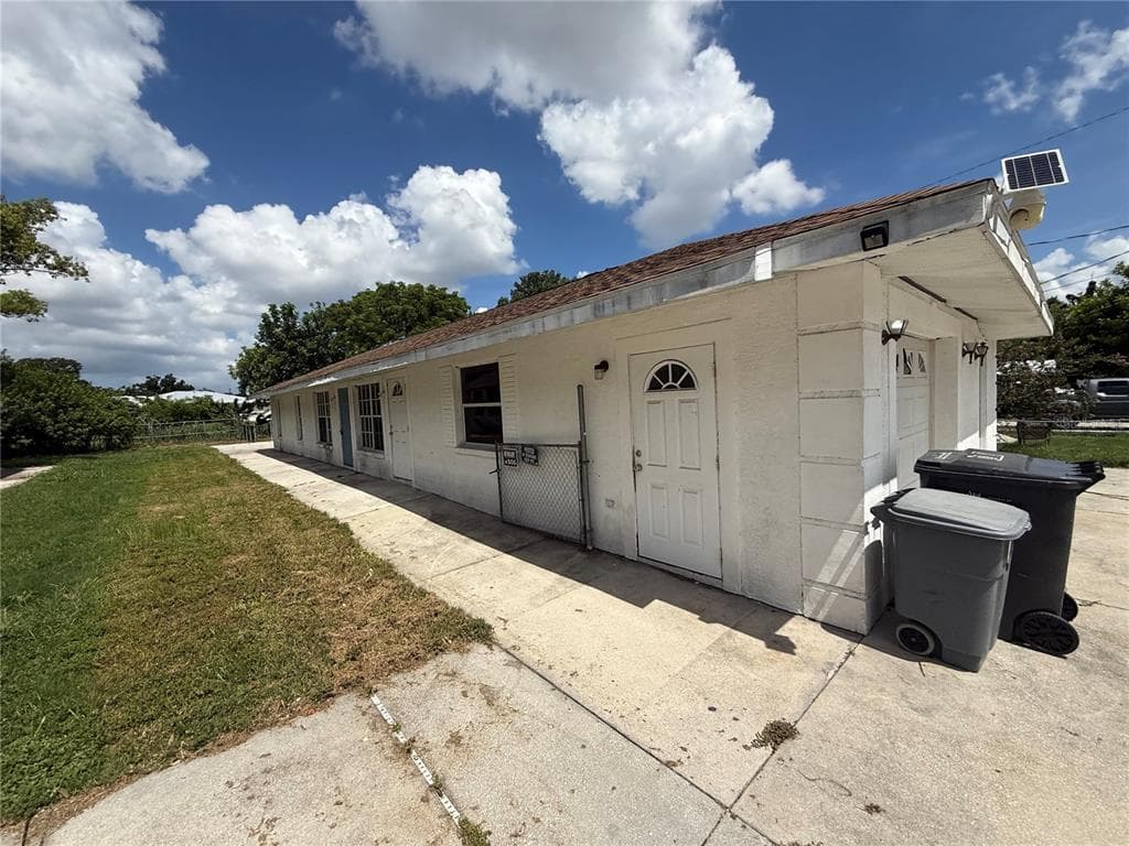 3124 11TH STREET COURT E BRADENTON, FL 34208