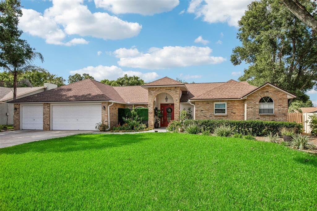 3949 APPLETREE DRIVE VALRICO, FL 33594