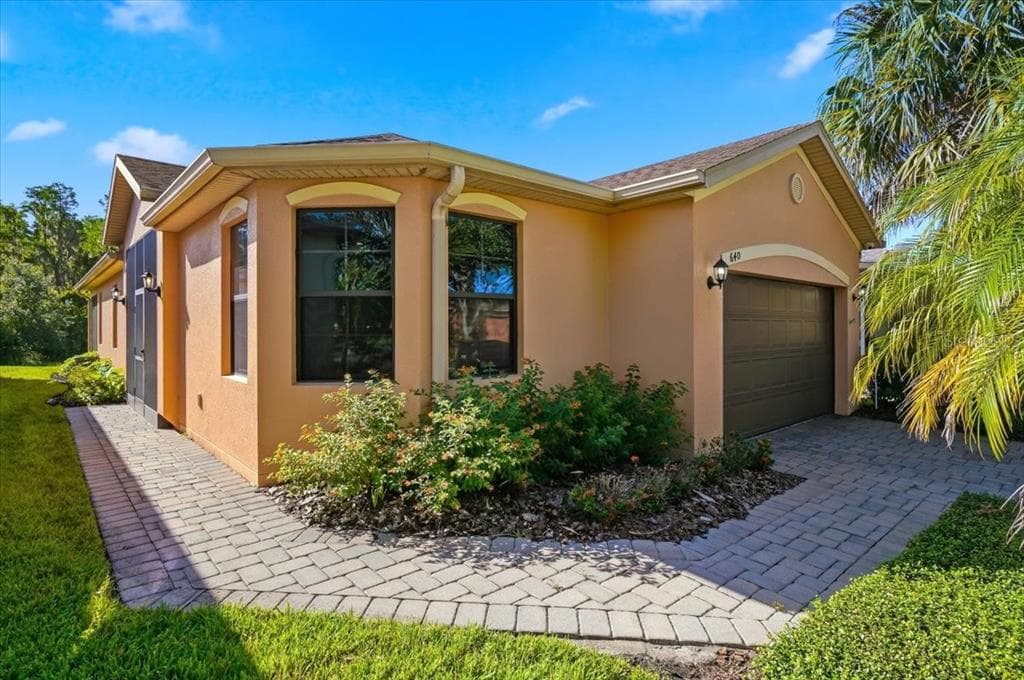 640 GRAND CANAL DRIVE POINCIANA, FL 34759