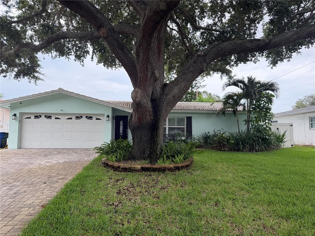 704 23RD STREET SW LARGO, FL 33770
