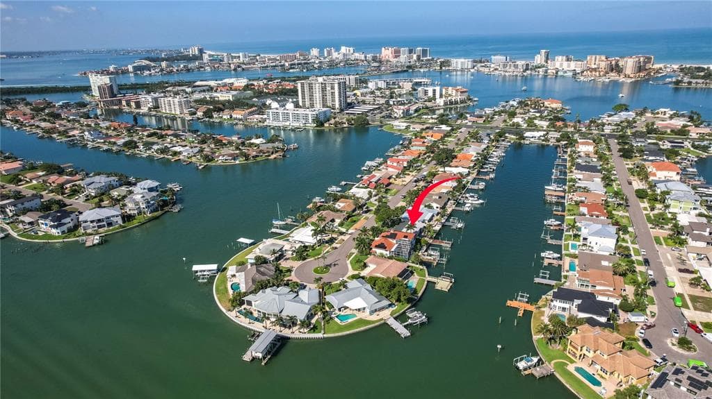 440 PALM ISLAND SE CLEARWATER BEACH, FL 33767