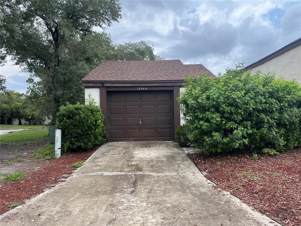 12506 FOX CROFT LANE