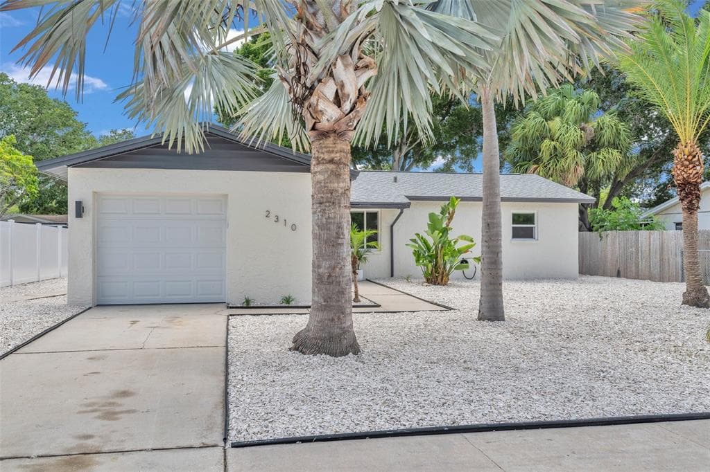 2310 MARY SUE STREET LARGO, FL 33774